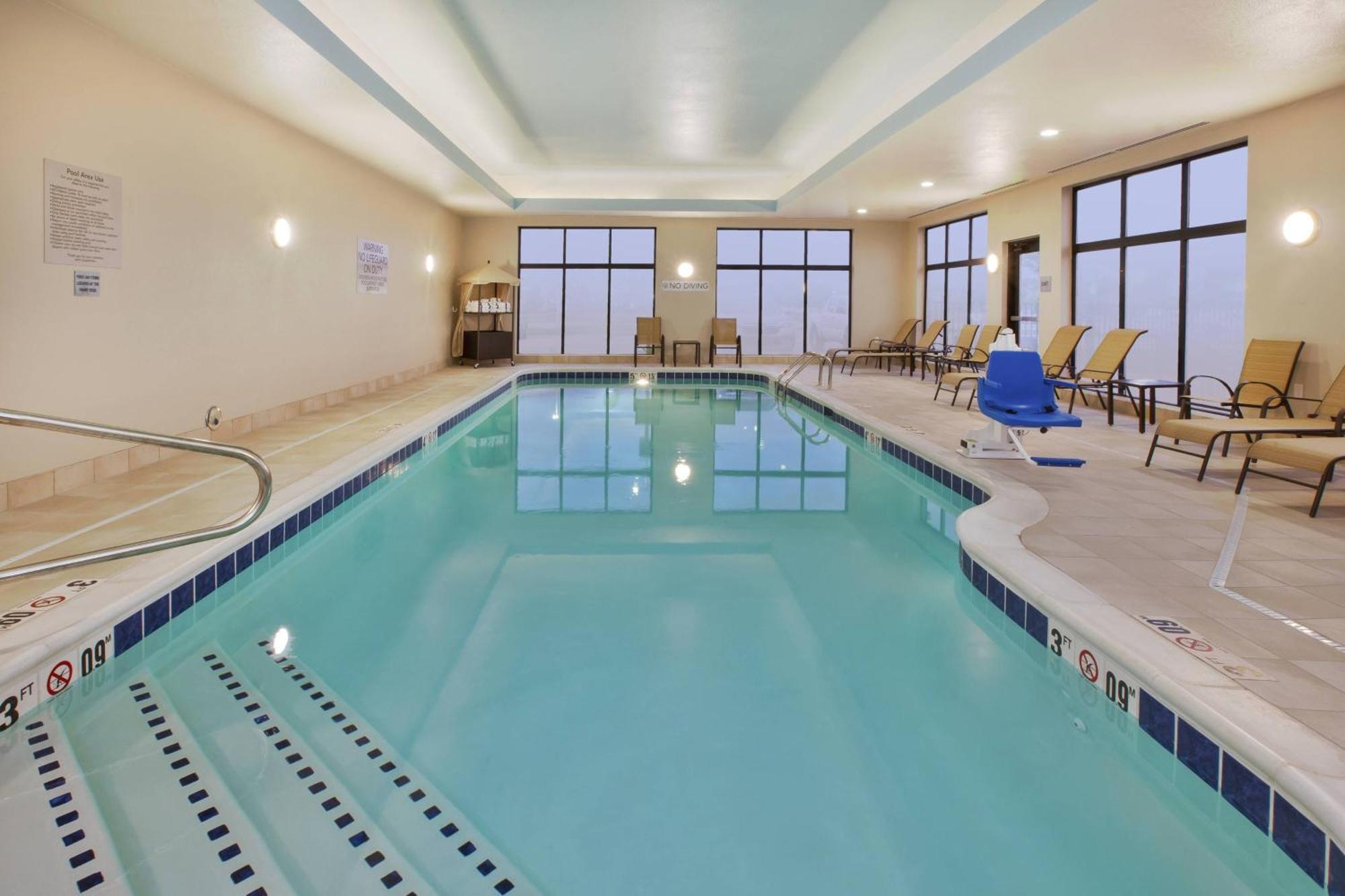 Courtyard By Marriott St. Joseph-Benton Harbor Hotel Luaran gambar